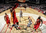 开云体育中国-76人速胜步行者，西亚卡姆持续制造杀伤，费城新阵初显锋芒