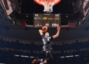 开云官网-约基奇完美演绎，快船巅峰对决力克独行侠