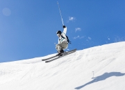 开云体育入口-从骑士绝境到巨人觉醒，周琦点燃赛场的东方回响