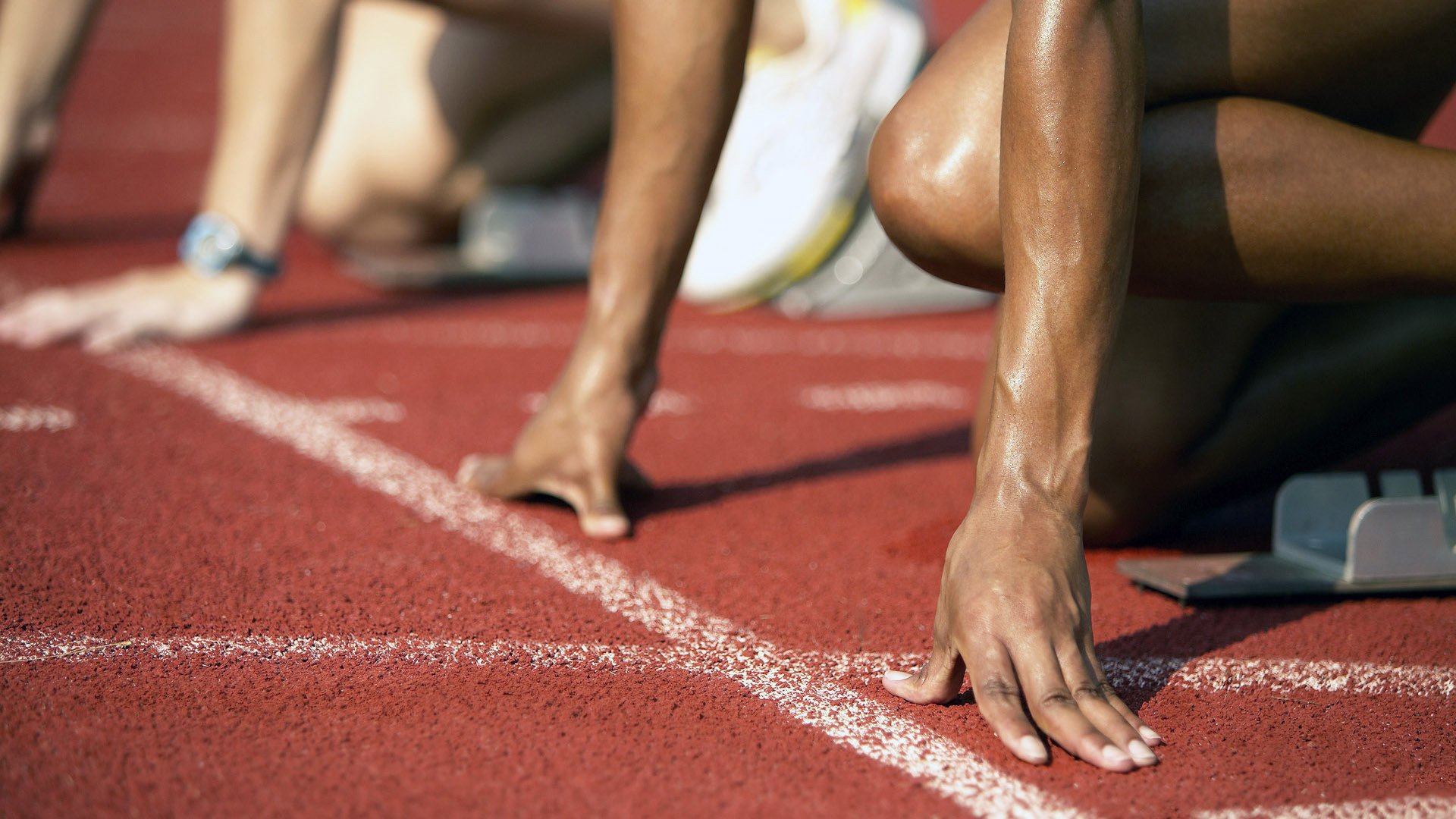 北非雄狮的怒吼与北欧战神的加冕，当突尼斯强压摩洛哥，莱万在抢七之夜接管比赛