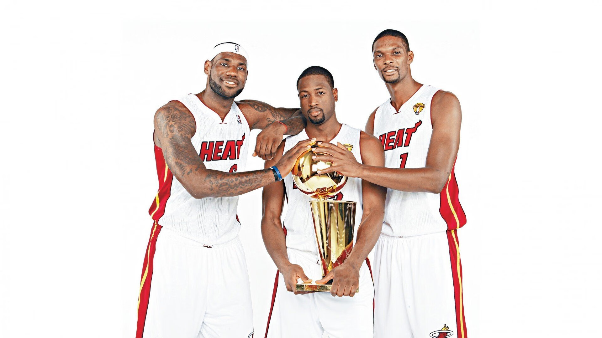 欧冠淘汰赛焦点战,波兰力量如何打穿拉齐奥防线