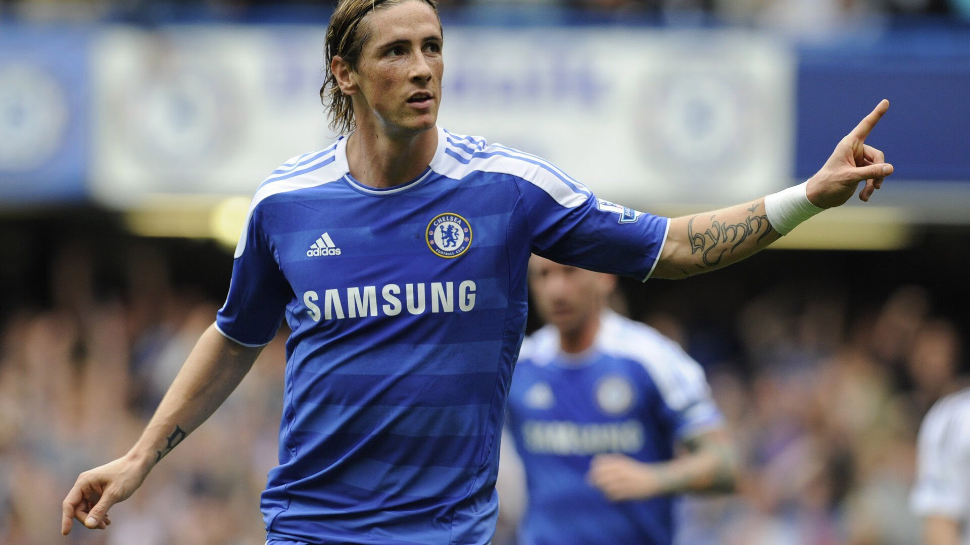 F1引擎的咆哮与哈兰德的利刃,当街道赛之夜遇见状态火热的进球机器